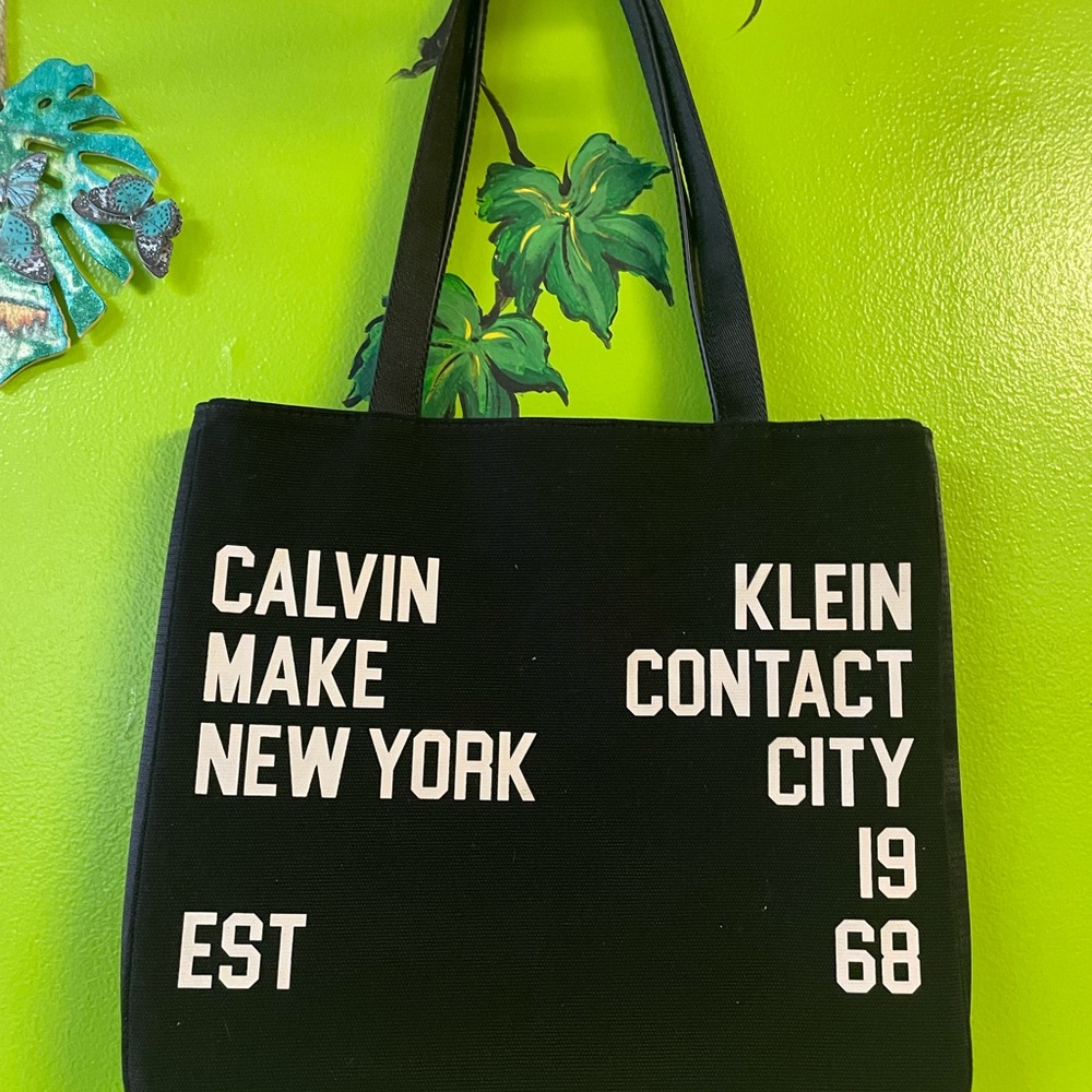 CALVIN KLEIN
